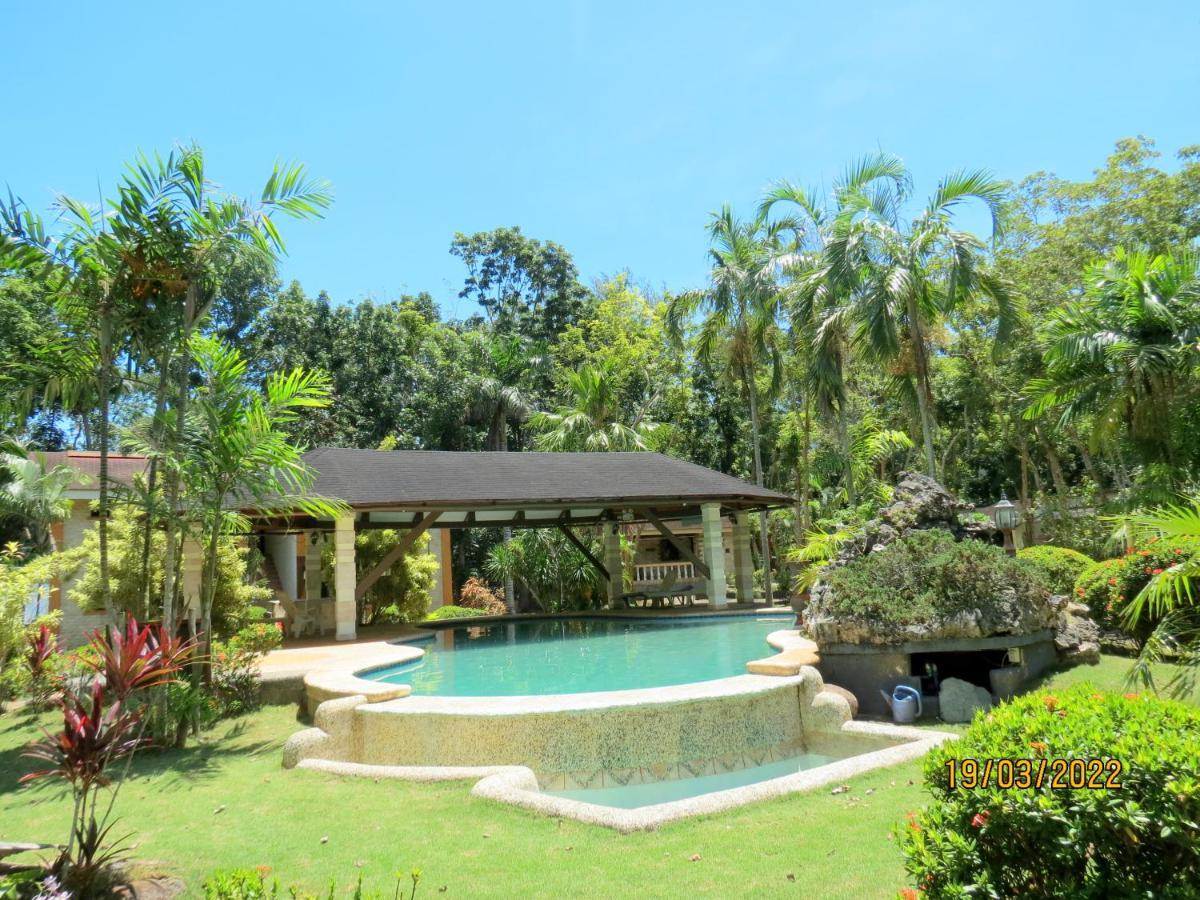 Alonaland Resort 팡라오 외부 사진